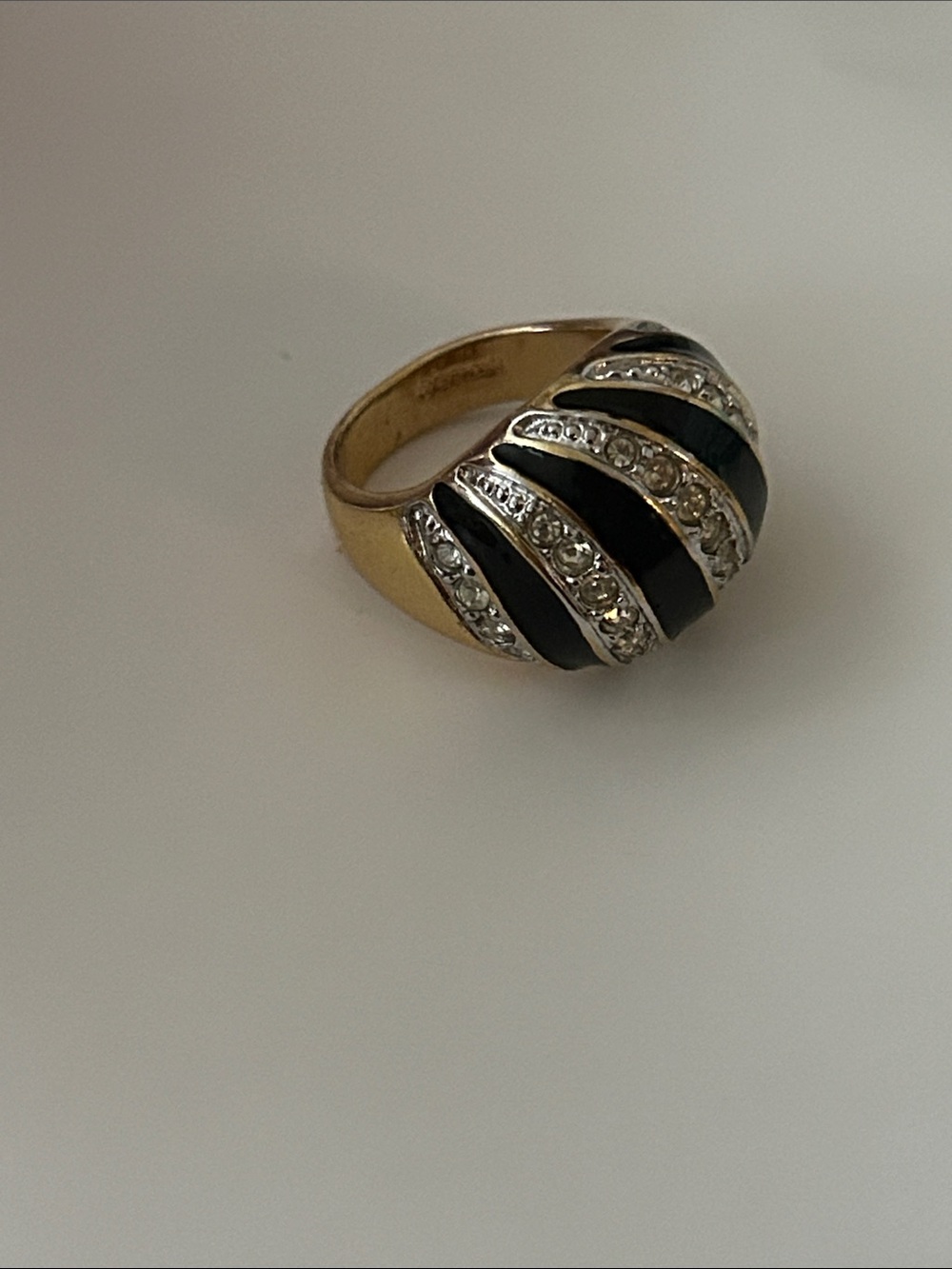 Vintage Gold-Tone Black Enamel Dome cocktail Ring with Clear Crystals 18k HGE 8